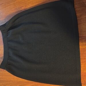 St John Collection Cllassic Black Women's Skirt